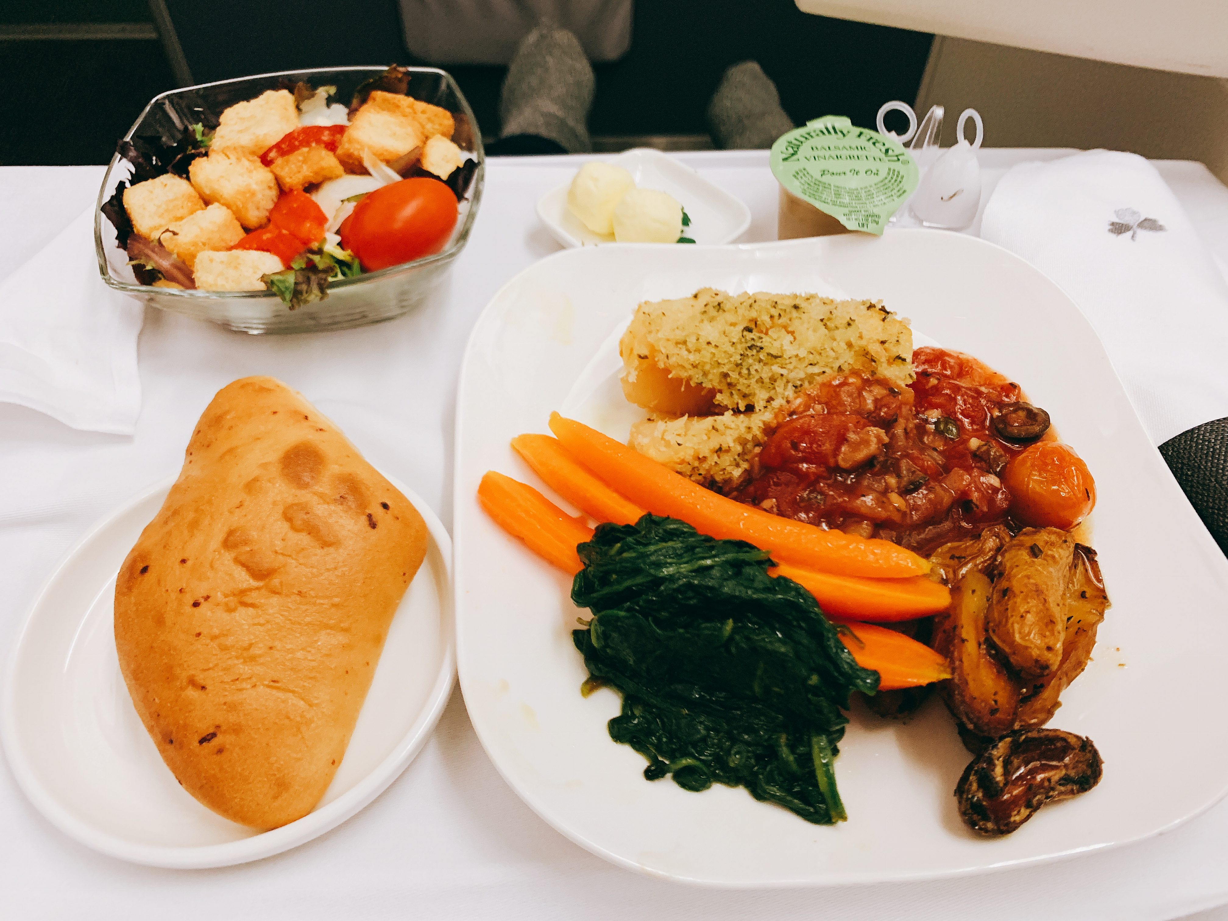aer lingus food in hand luggage