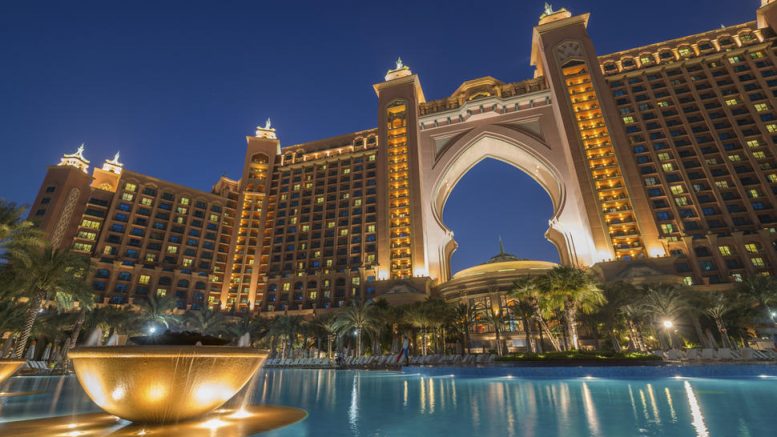 Atlantis The Palm Hotel Dubai Review Turning Left For Less