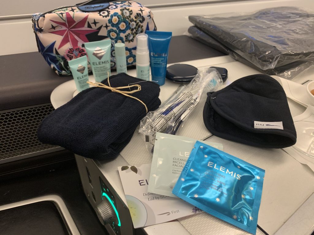 Women's amenity kit