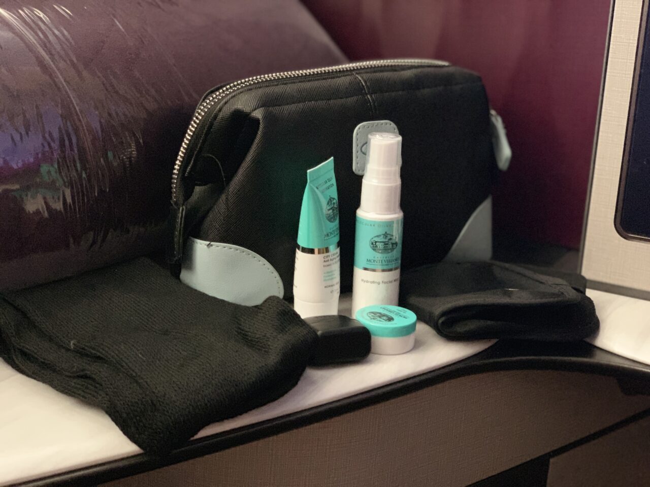 Qatar Airways A350-1000 QSuites amenity kit 