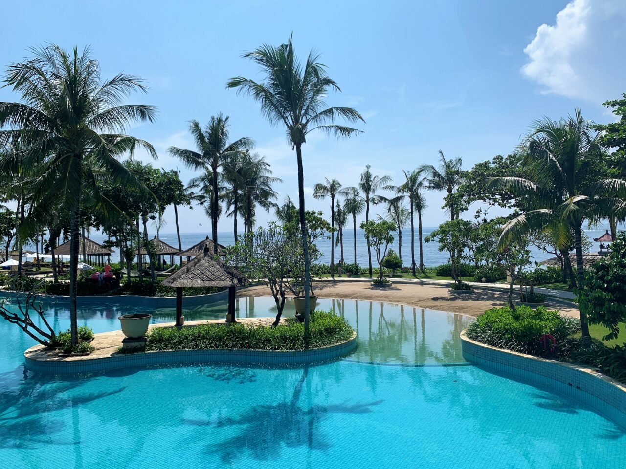Conrad hotel Bali pool 