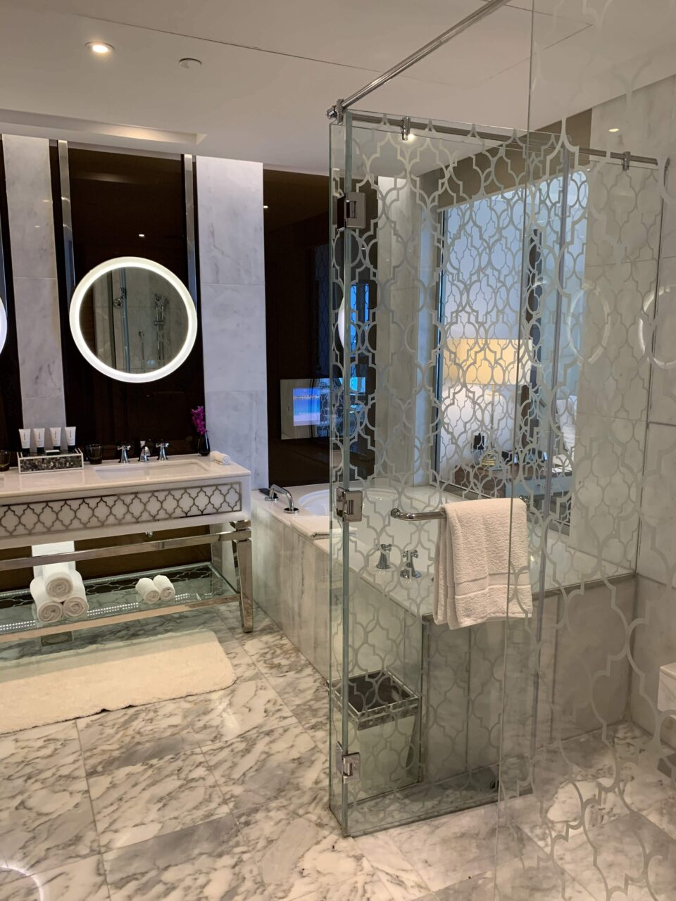 Waldorf Astoria The Palm Dubai luxurious bathroom 