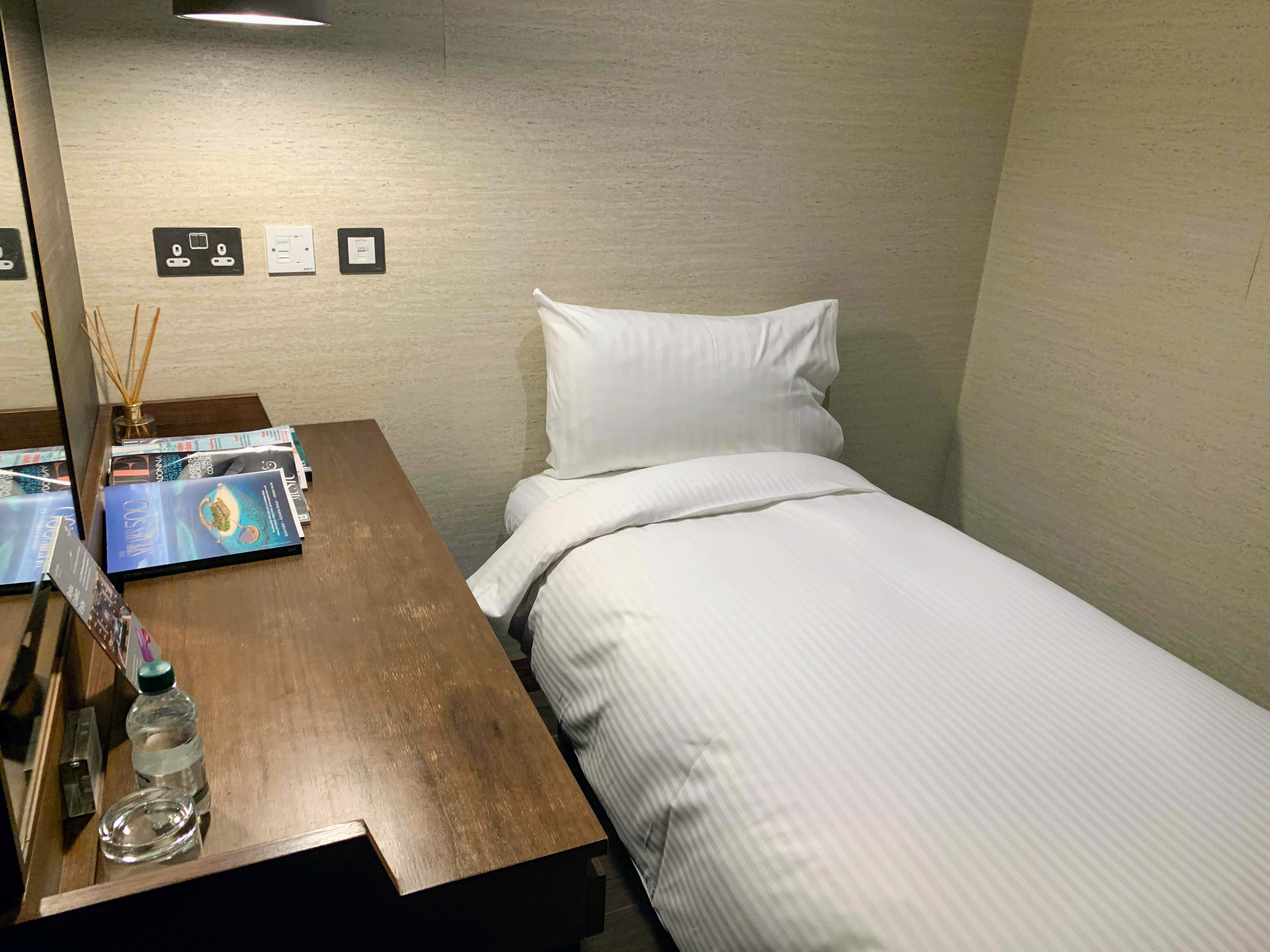 bedroom Plaza Premium arrivals lounge T2