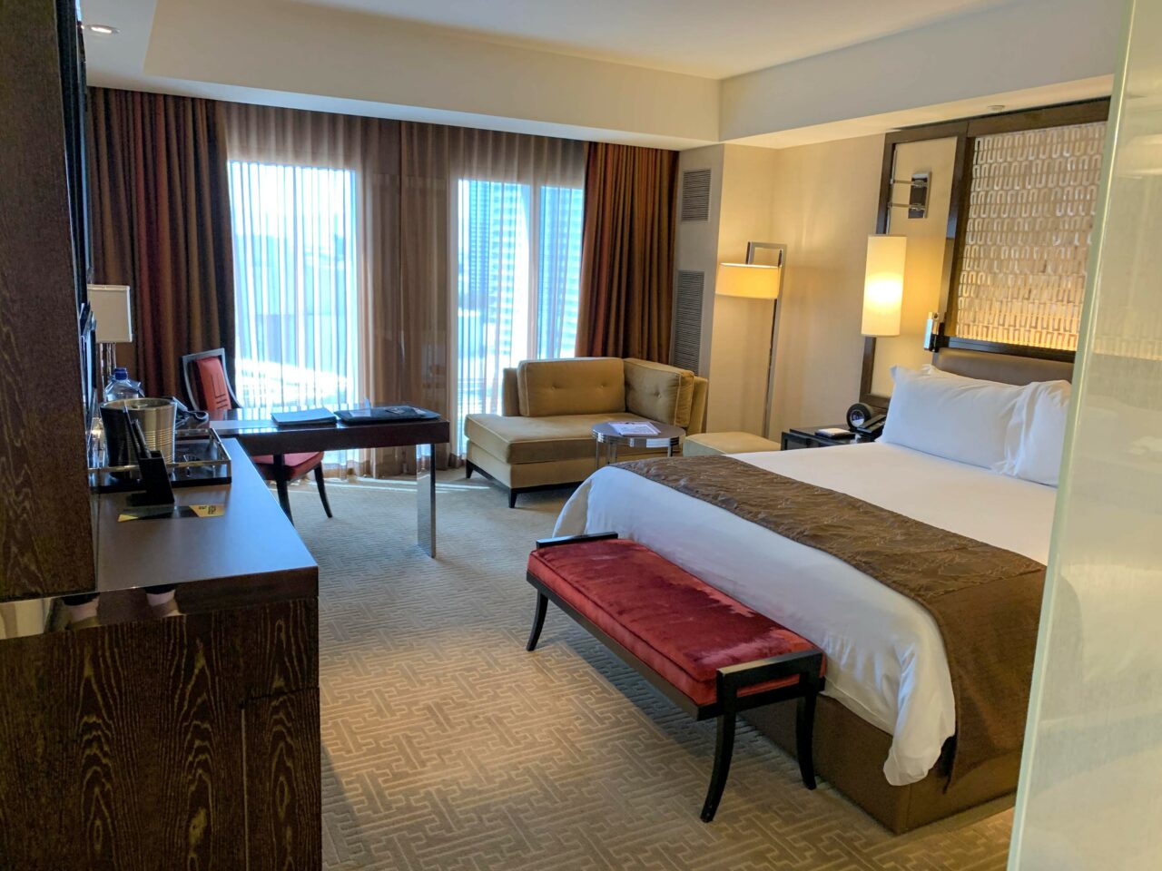 Waldorf Astoria hotel Las Vegas Bedroom
