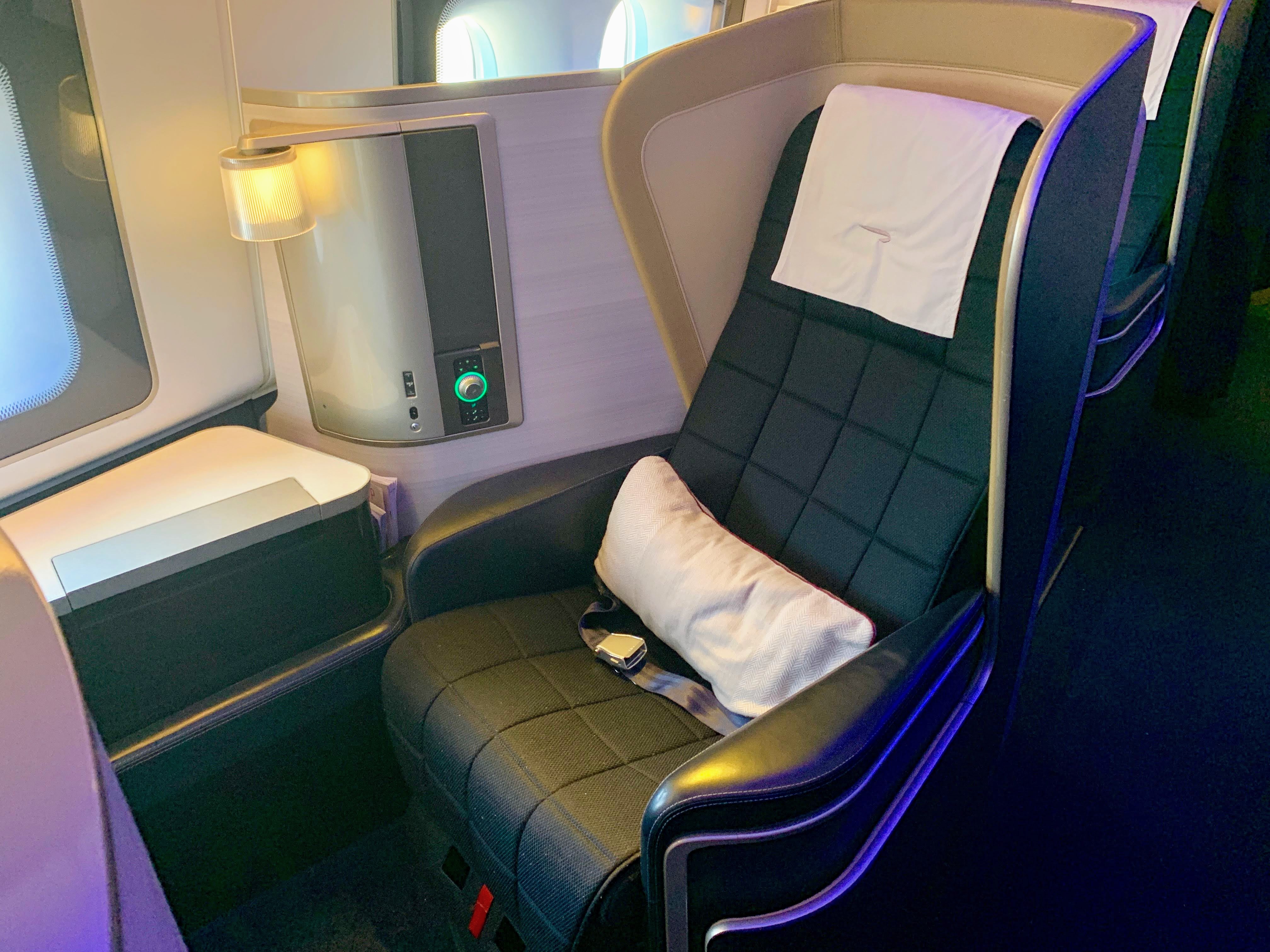 British Airways B777-300 First Seat