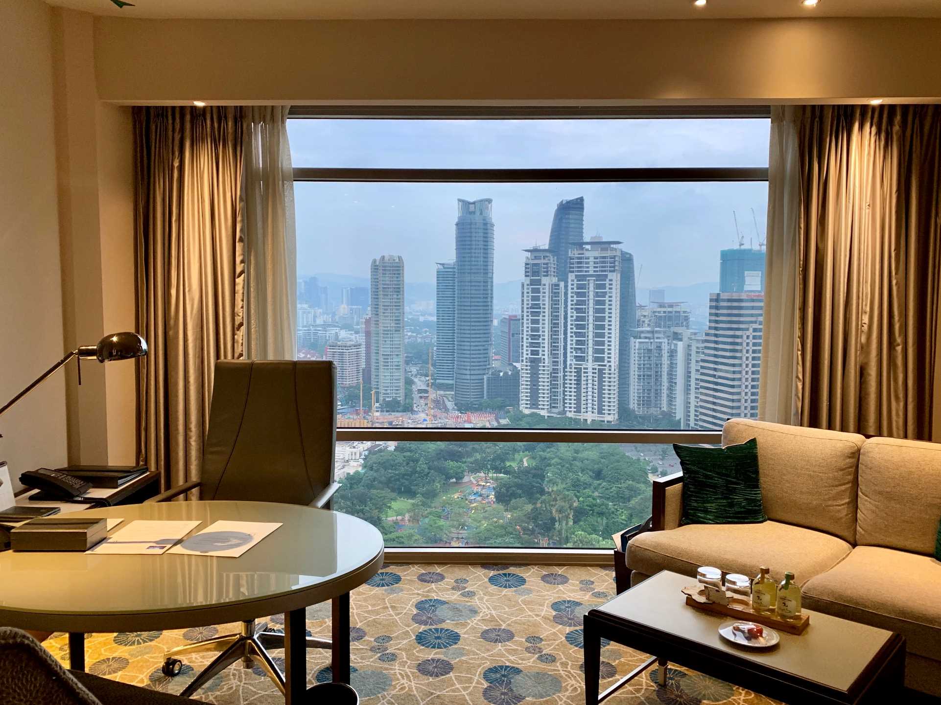 Mandarin Oriental hotel Kuala Lumpur review Turning left for less