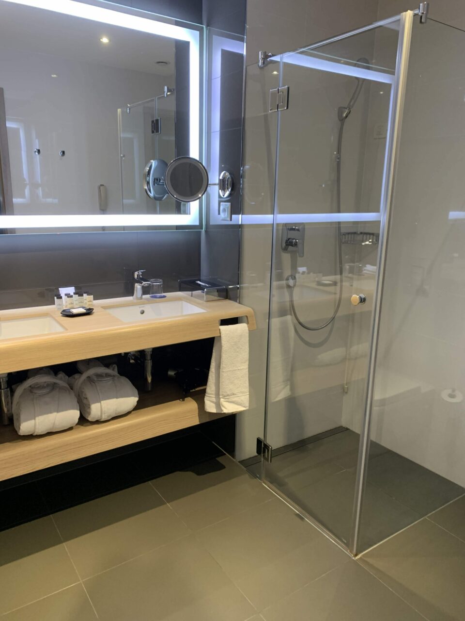 Sheraton Riviera Dubrovnik hotel Bathroom