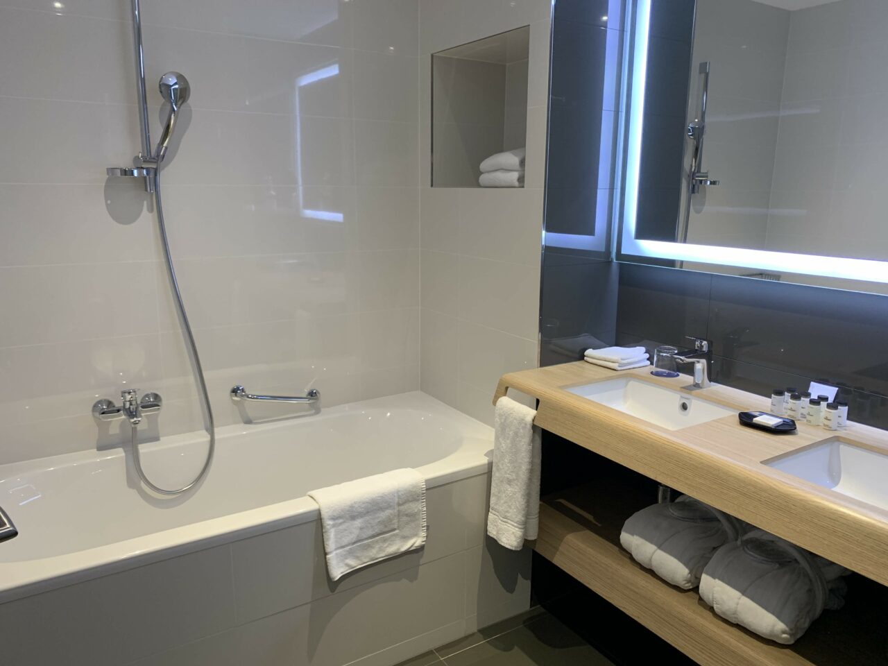 Sheraton Riviera Dubrovnik hotel Bathtub