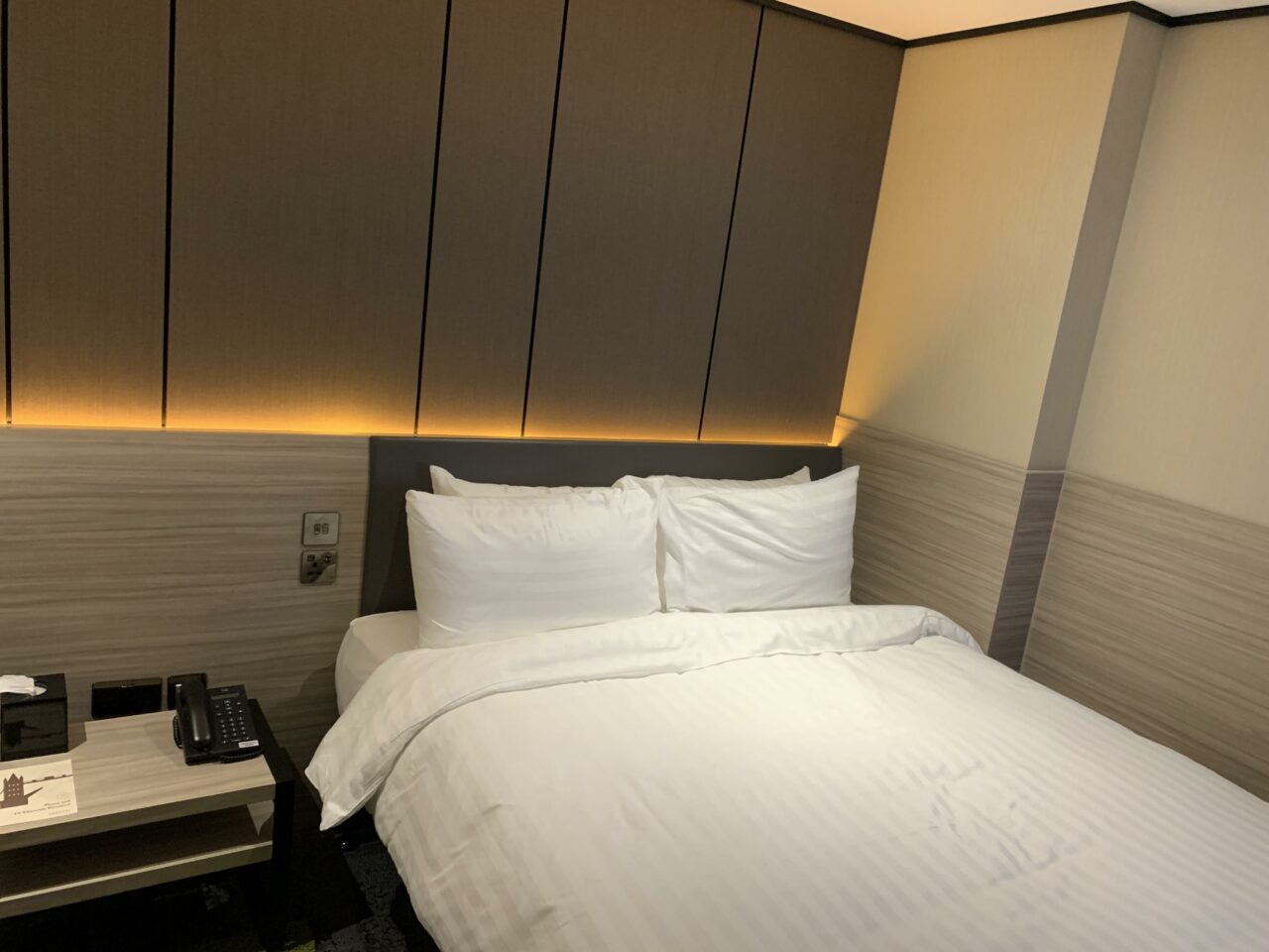 Aerotel hotel at Heathrow Terminal 3 Bedroom