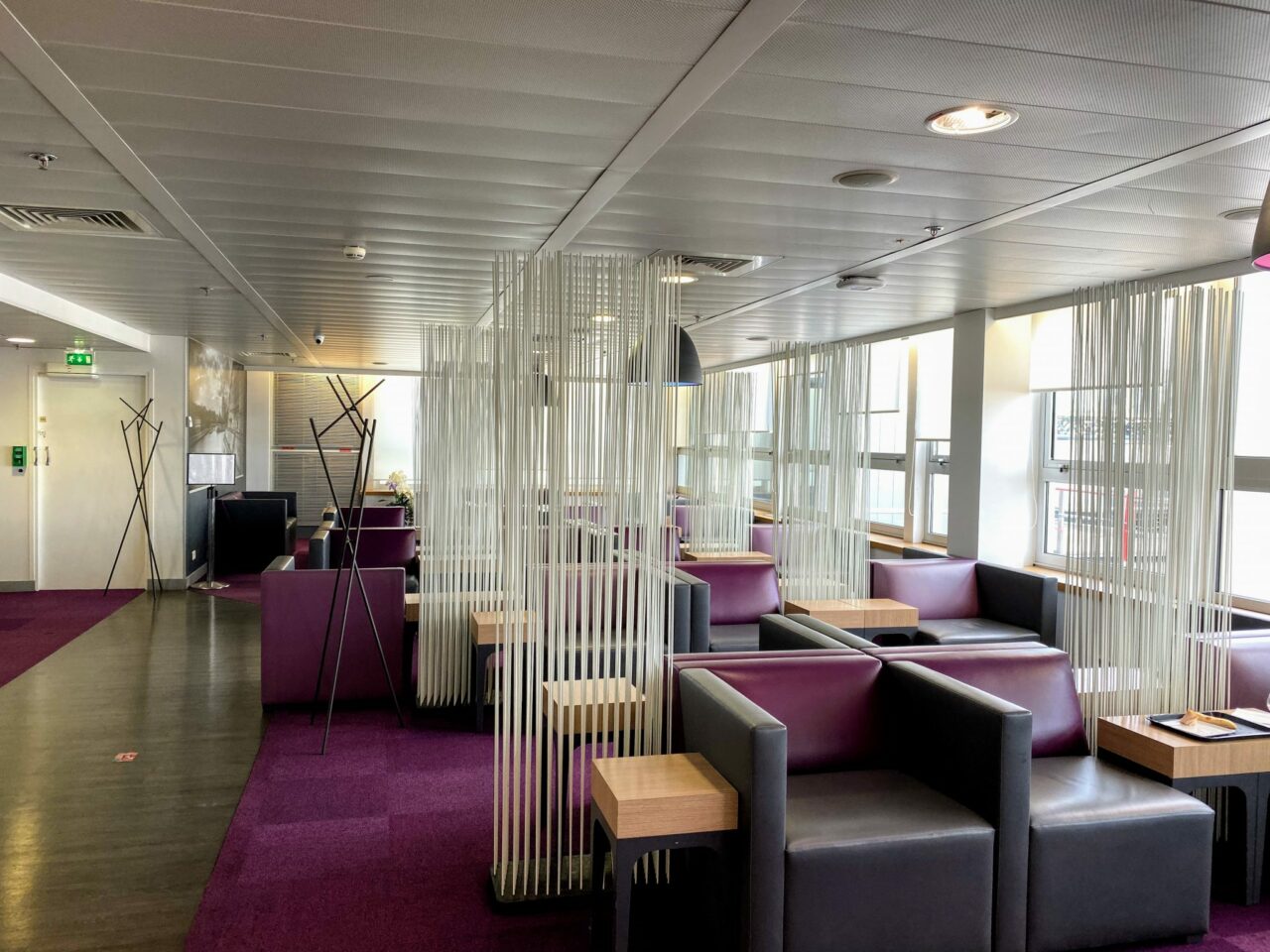 ICARE lounge Paris Orly La Compagnie