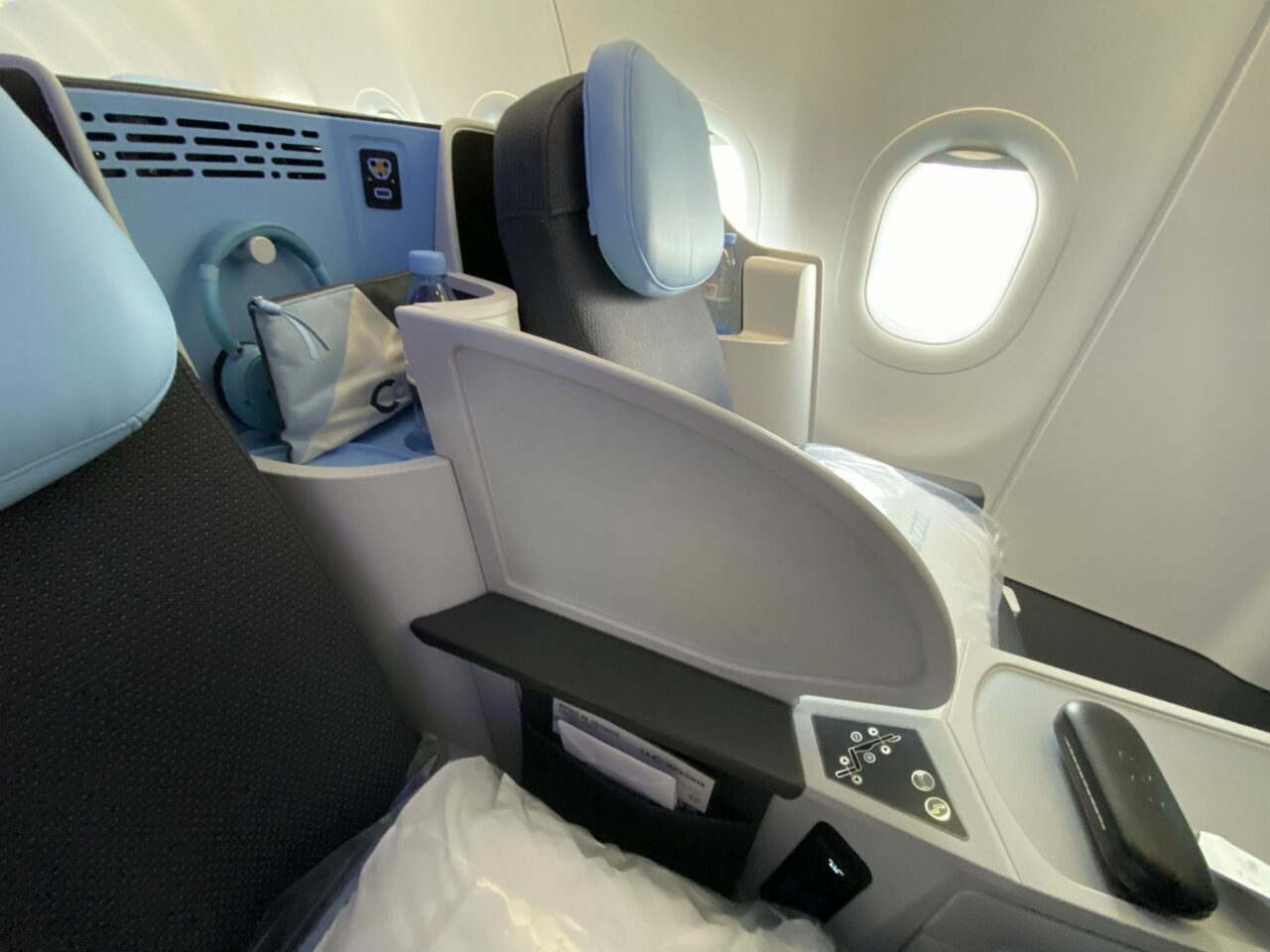 La Compagnie Business Class Seat Divider