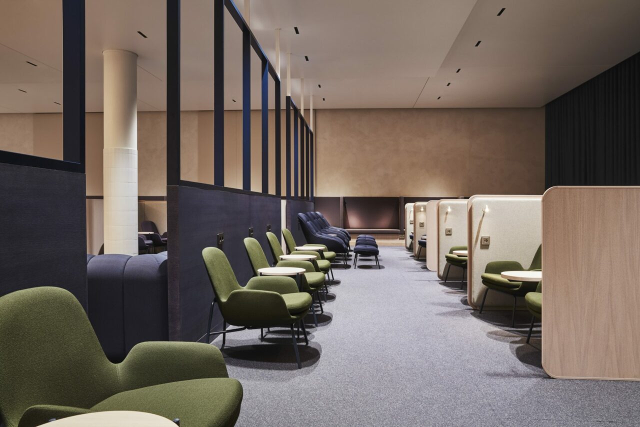 Finnair Lounge Helsinki business class lounge 