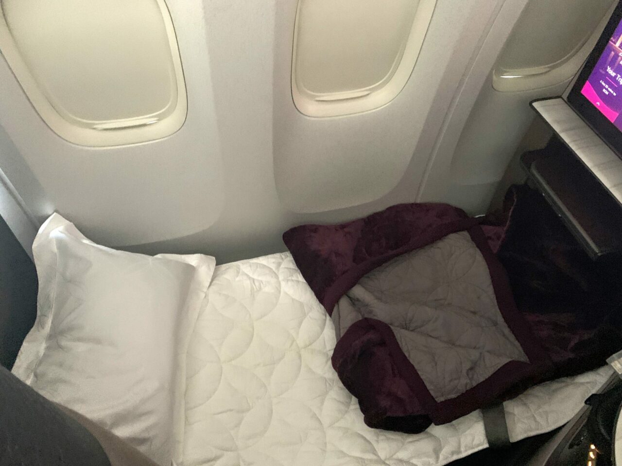 Qatar Airways QSuite B777 Flat Bed