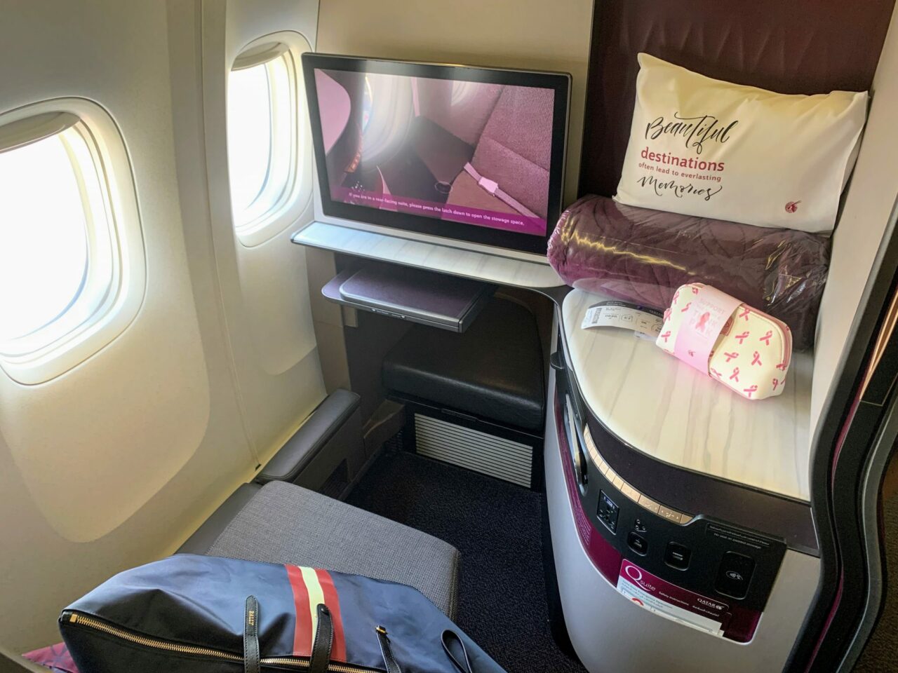 Qatar Airways QSuite B777 Seat 