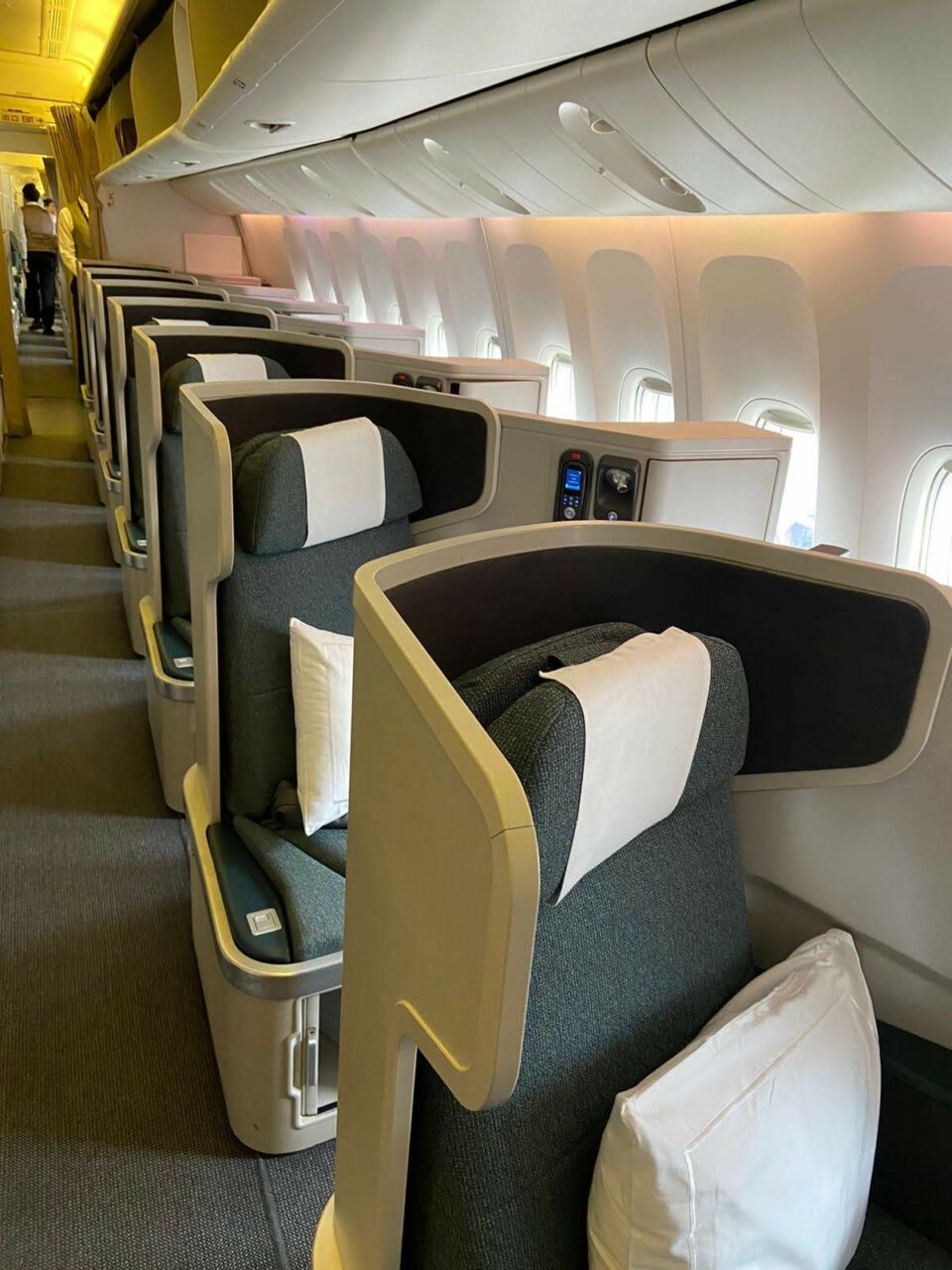 Four Cathays In 4 Days Cathay Pacific Business Class review London