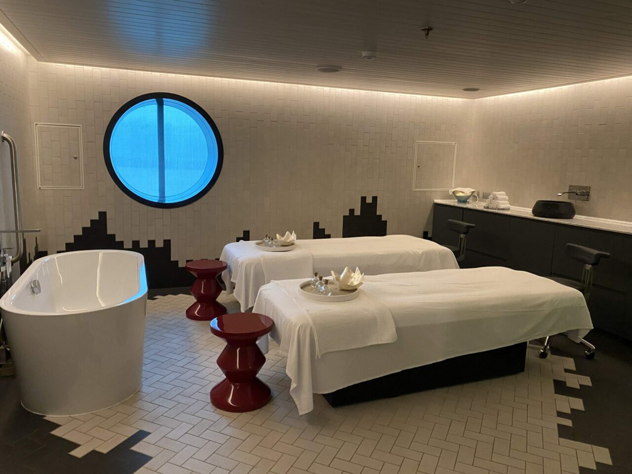 Couples treatment room