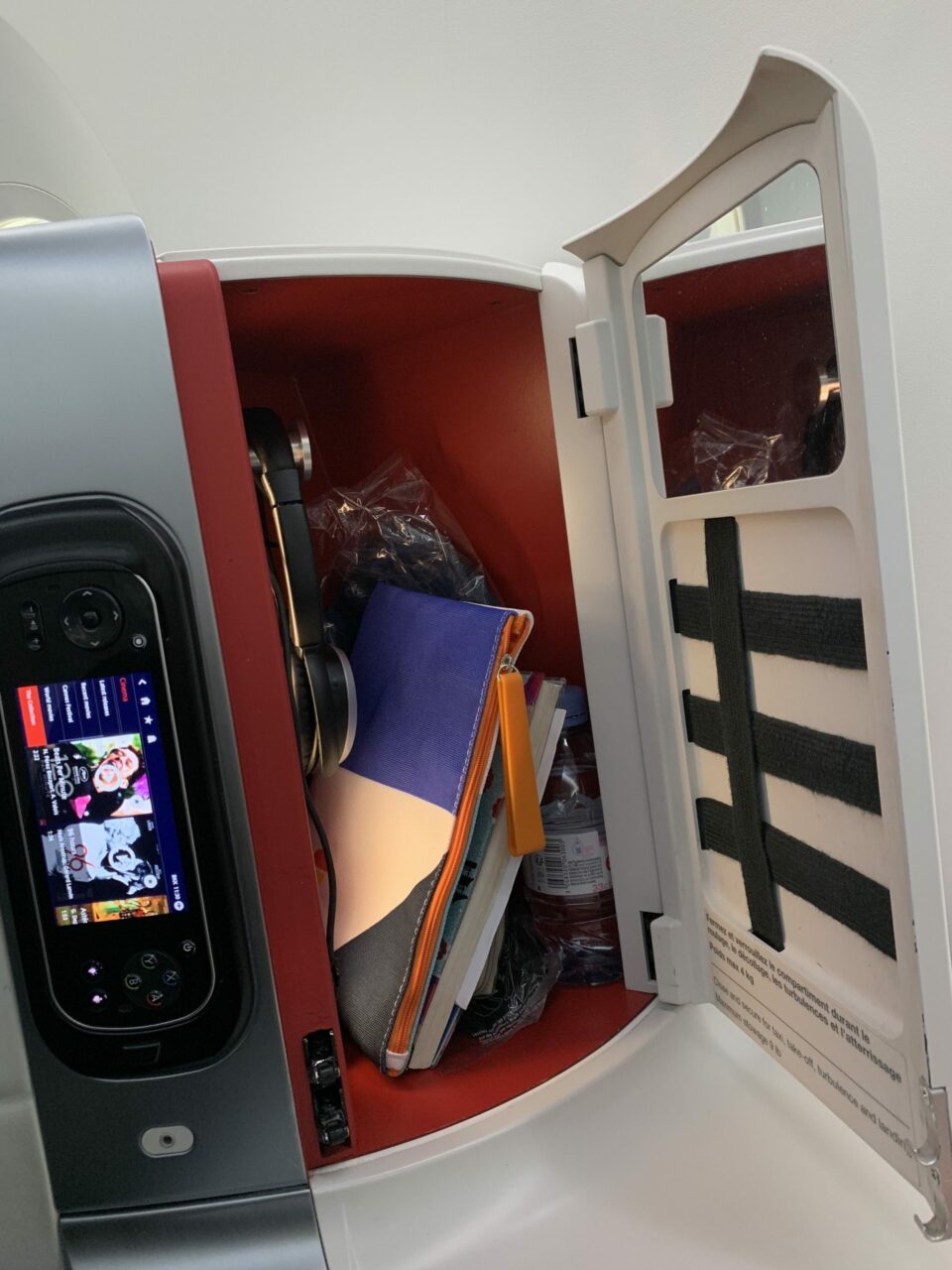 Air France B787 Business Class Storage 