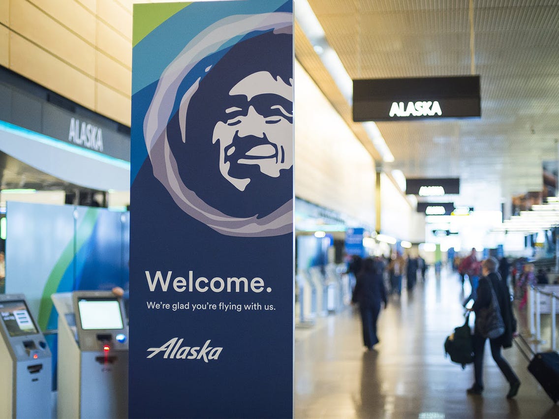 image of the Alaska boarding gate in airport