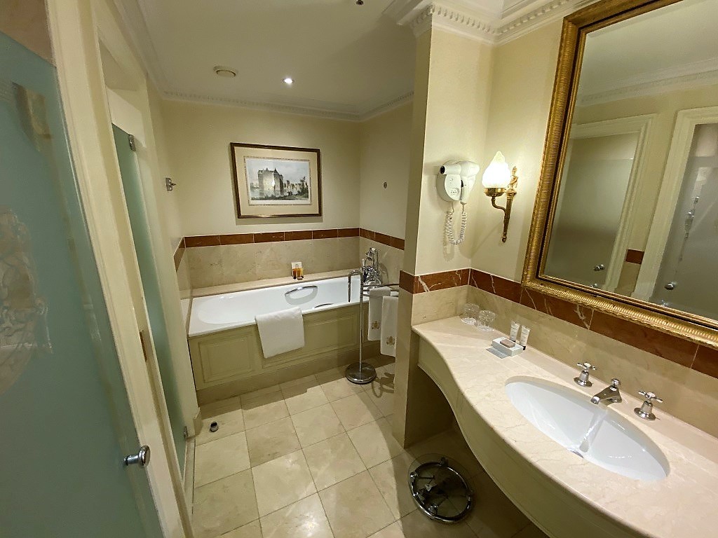 Intercontinental Amstel Amsterdam Hotel Bathroom