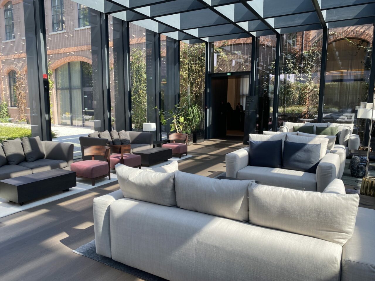 Hilton Lake Como sitting area