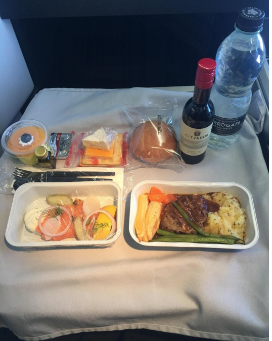 BA B777 Club Suite Meal