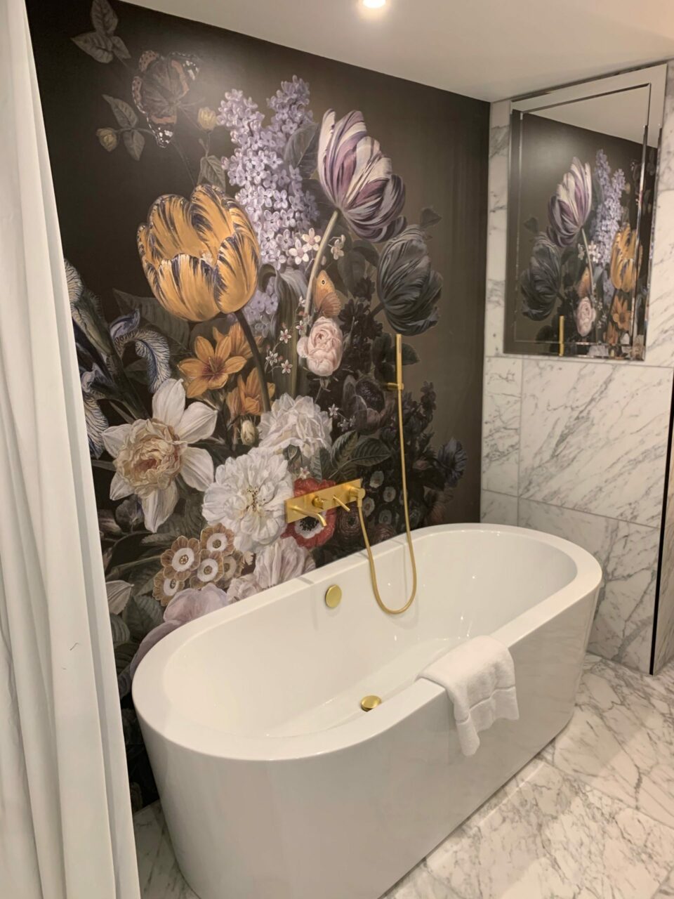 Bathtub