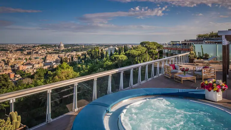 Rome Cavalieri, a Waldorf Astoria hotel jacuzzi