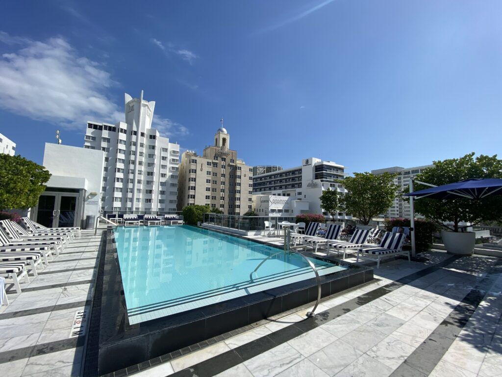The Gale Hotel Swimming Pool 