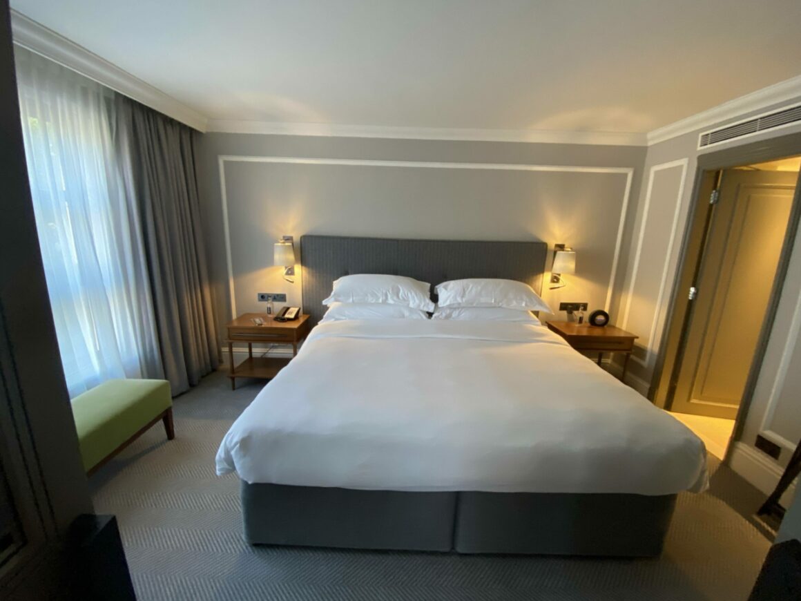 Hyatt Regency London - The Churchill hotel Bedroom