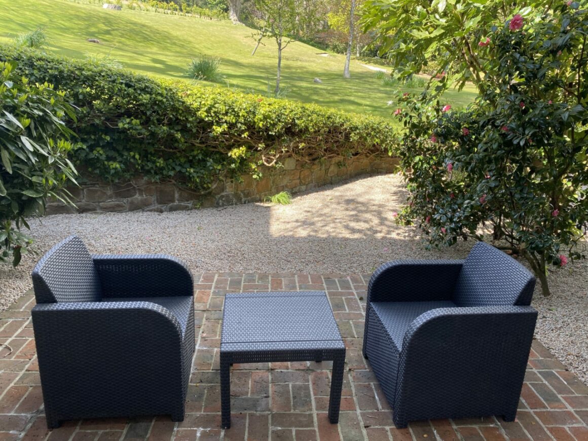 Longueville Manor Patio