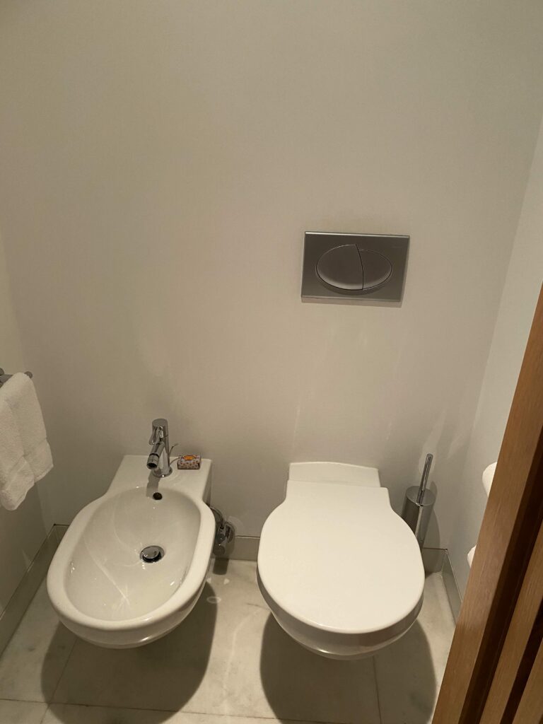 Anantara hotel Vilamoura Toilet 