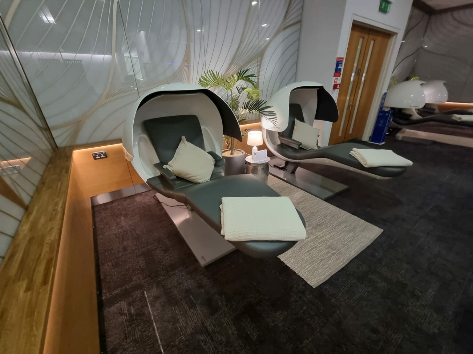 NEWS Travel restarts, first look from Heathrow BA new sleep pods