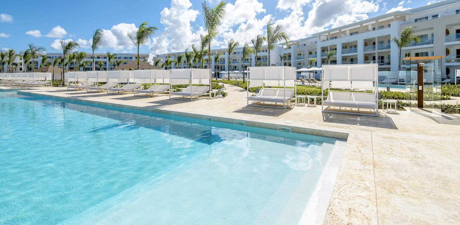 OFFERS Up To 50 Bonus On Avios And Luxury Hotel Offers Turning Left
