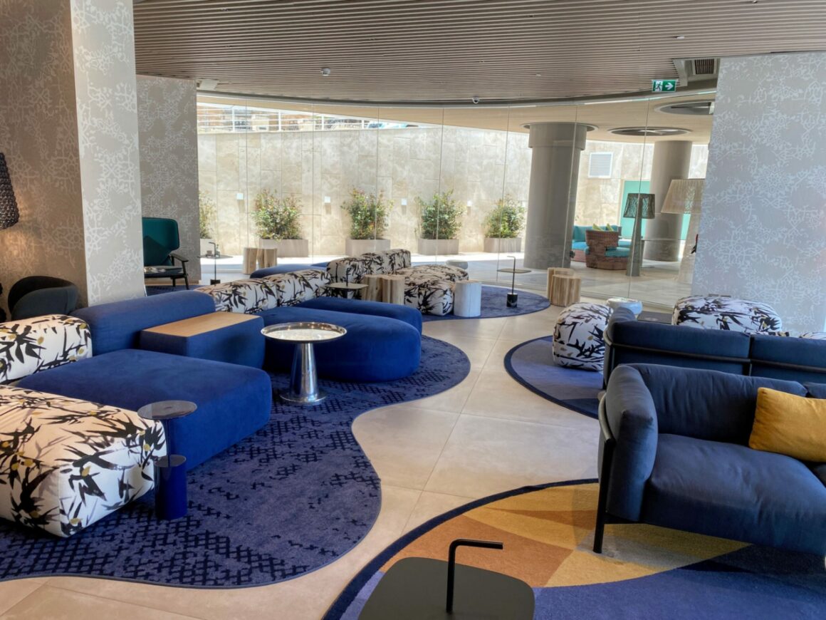 Hyatt Regency Malta Lobby and Bar 