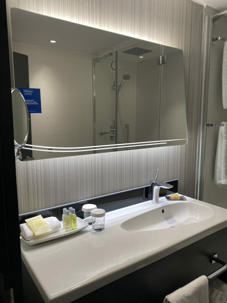 Hilton London Heathrow Airport Terminal 4 Bathroom Sink