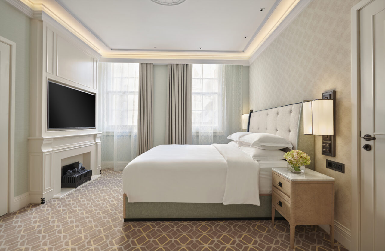 Khoelser Suite Bedroom at Great Scotland Yard Hotel London