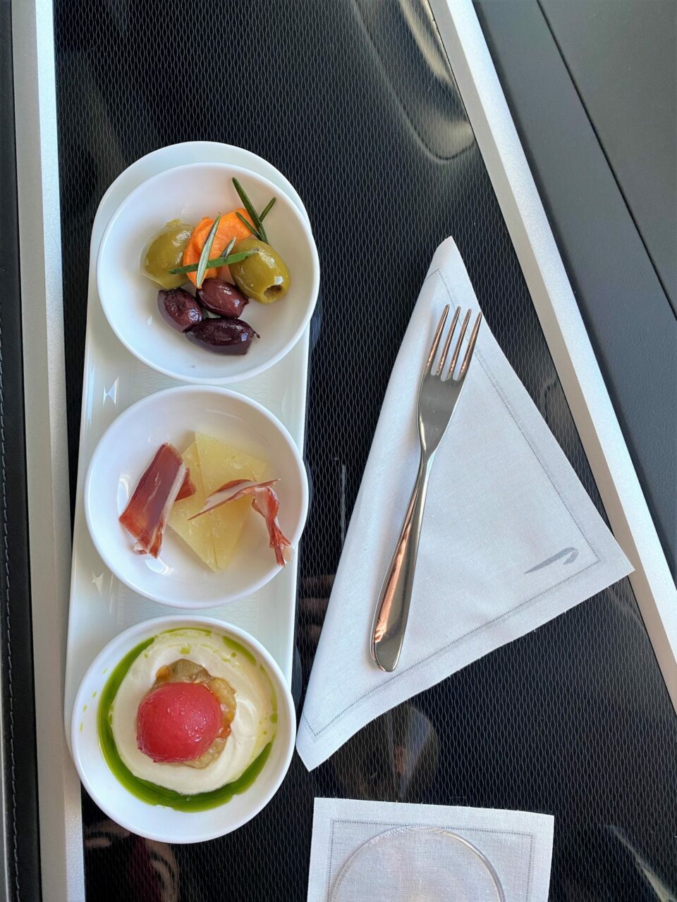 Starters at British Airways new B777-300 First suite