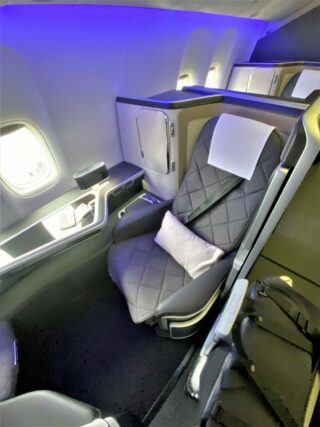 British Airways new B777-300 First suite with doors review - Part 1 ...