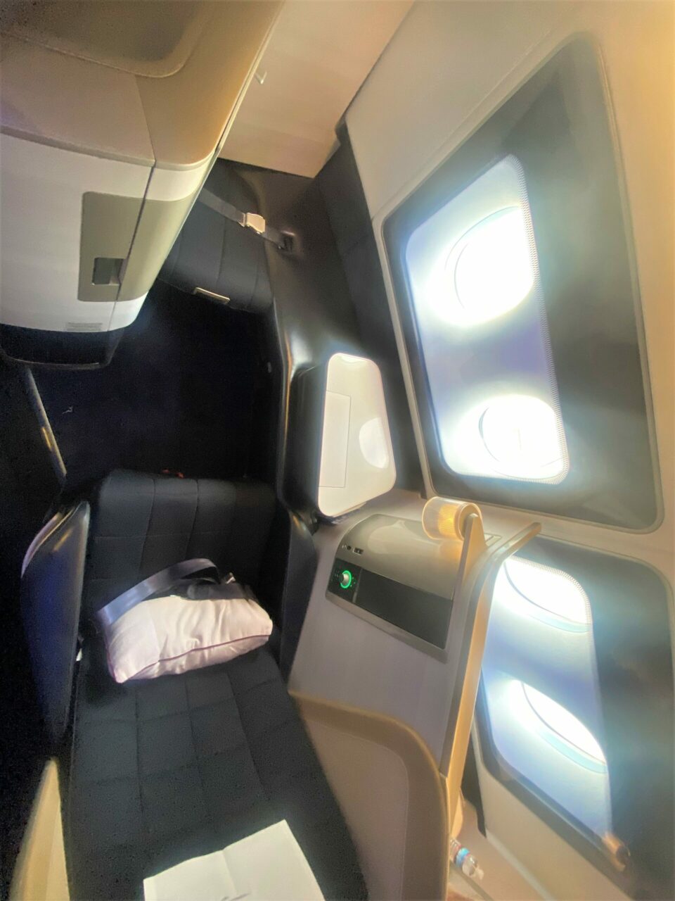 British Airways First B777 Seat