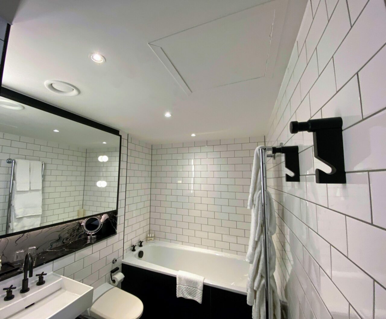 Andaz London Liverpool Street by Hyatt bathtub 