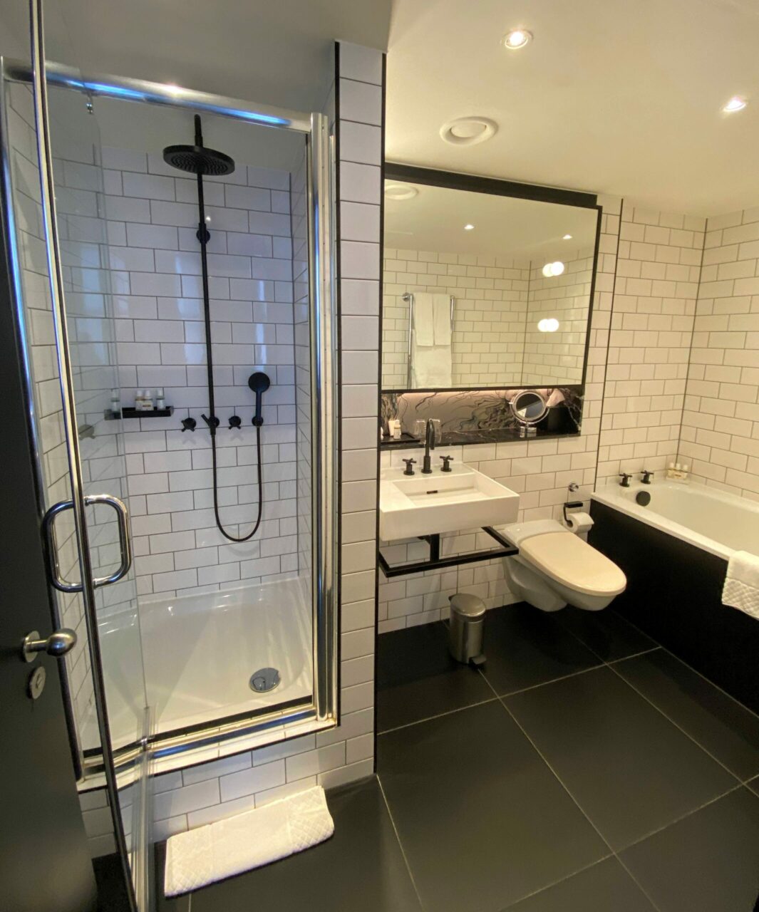 Andaz London Liverpool Street by Hyatt bathroom 