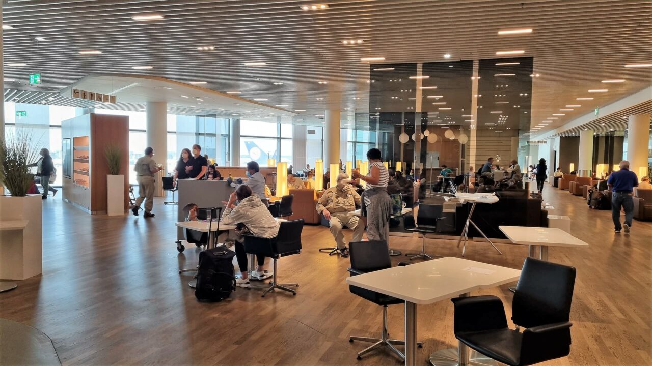 The Senator lounge in Frankfurt
