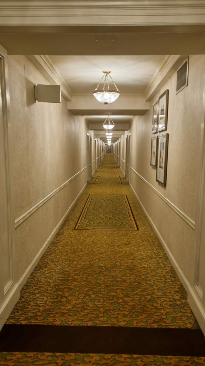 Omni Shoreham Hotel corridor 