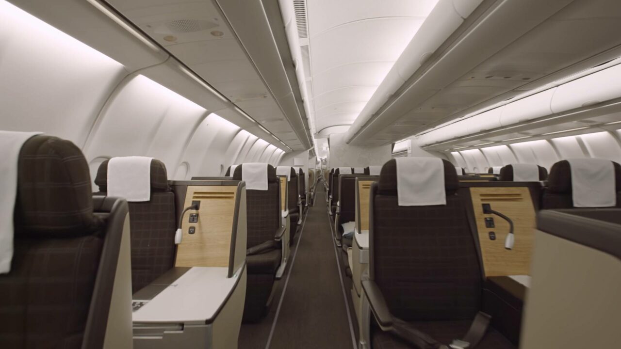 Swiss A330 business class cabin 