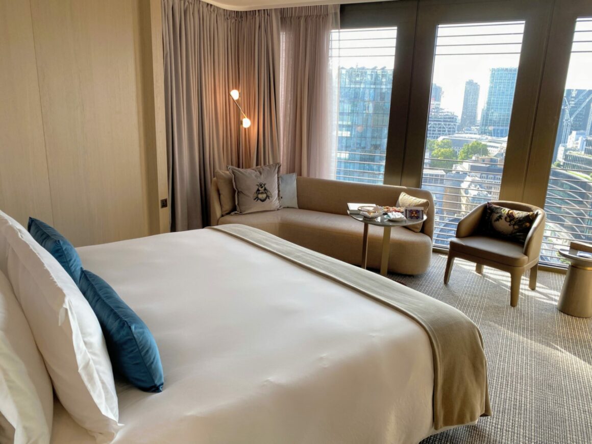 new-pan-pacific-hotel-london-review-p1-straight-into-my-top-3-luxury