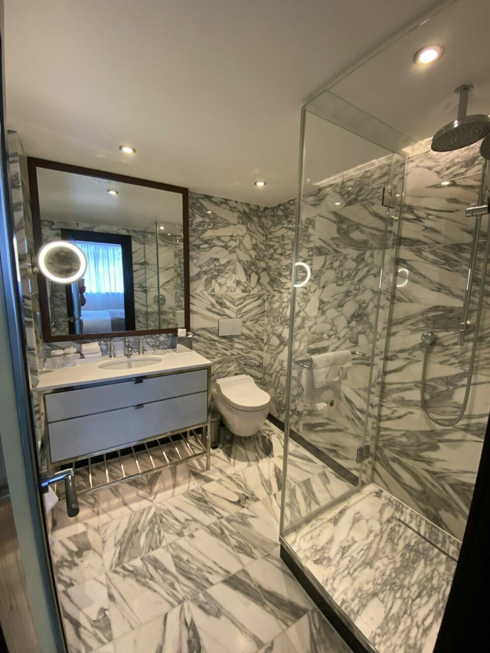 The Marylebone Hotel bathroom 