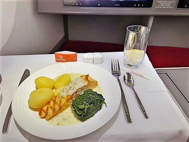 Ethiopian Airlines Business Class meal 
