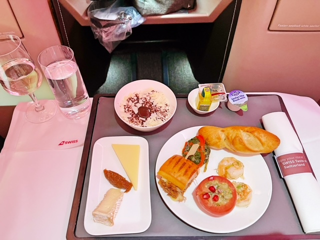 Swiss A330 business class midnight snack