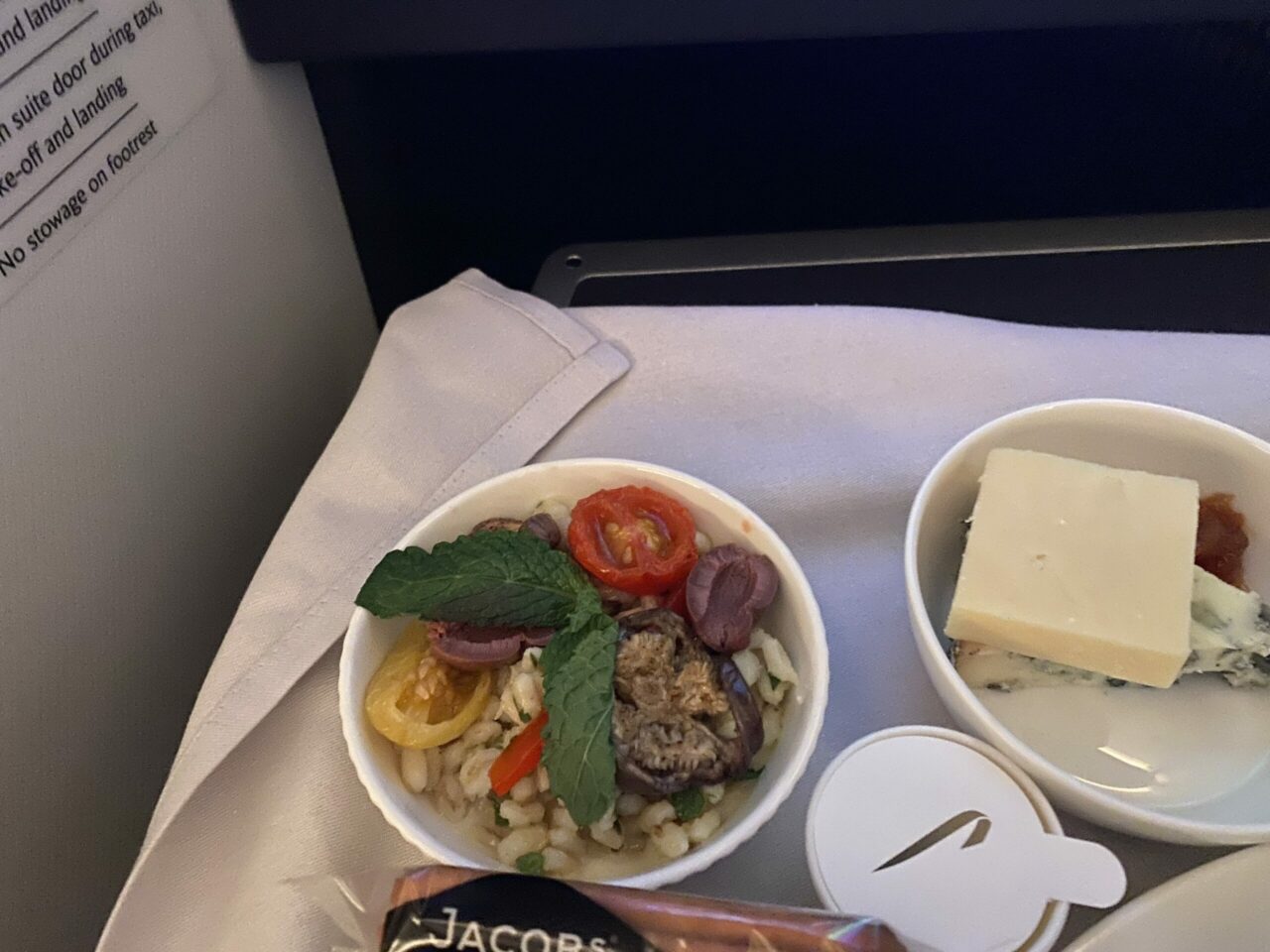 British Airways B777 Club Suites meal 