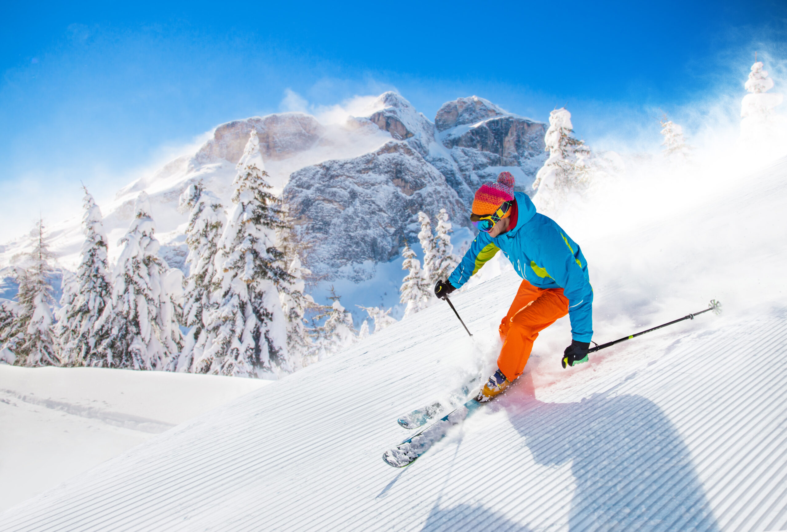 Как переводится skiing. Горнолыжник летом. Спорт на лыжах в горах. Спрининг. Горнолыжная эйфория фото.